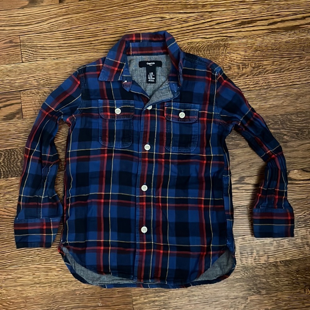Gap kids red and blue plaid flannel shirt size (xs) 4-5